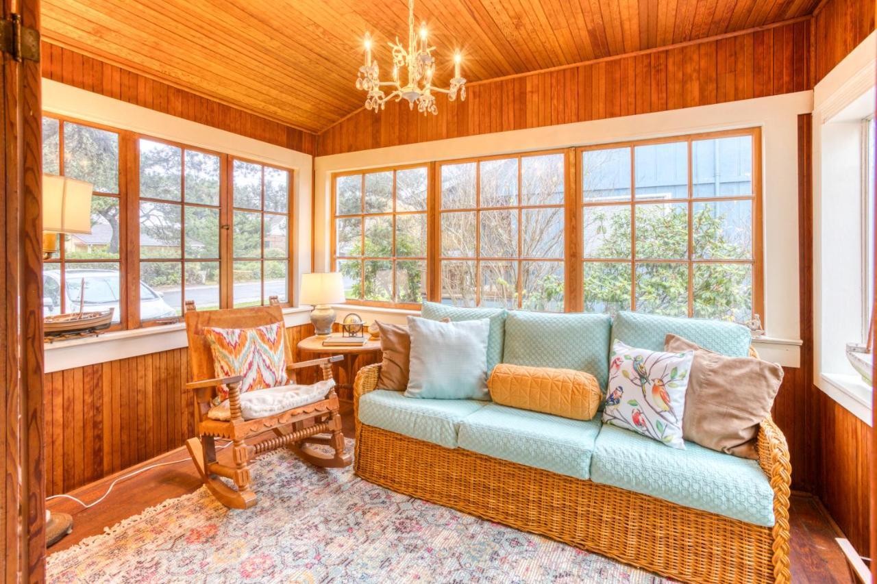 Seaside Classic Cozy Bungalow Εξωτερικό φωτογραφία