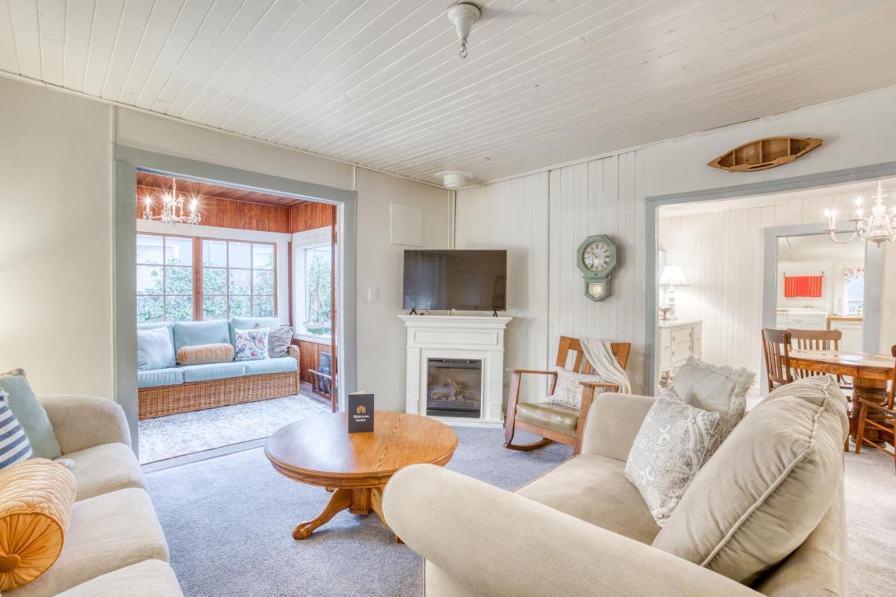 Seaside Classic Cozy Bungalow Εξωτερικό φωτογραφία